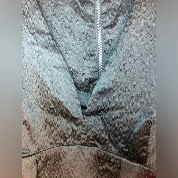 Black Top - Picture 9 of 16